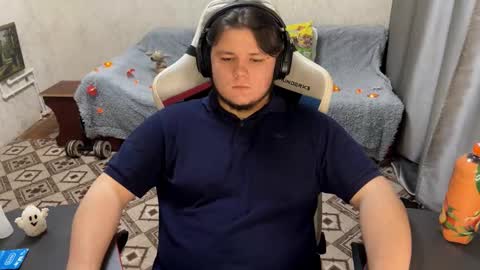 desiredude9 online show from 10/17/25, 07:16