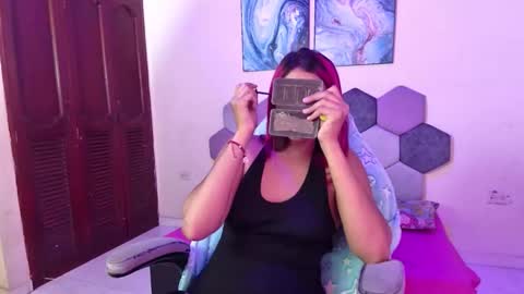 TORI AND MR. BEAR online show from 10/01/25, 05:52