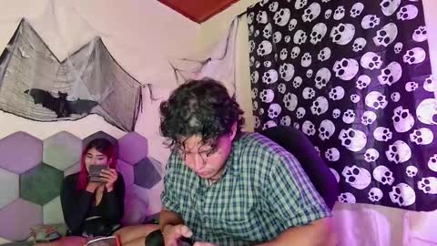 TORI AND MR. BEAR online show from 10/24/25, 12:30