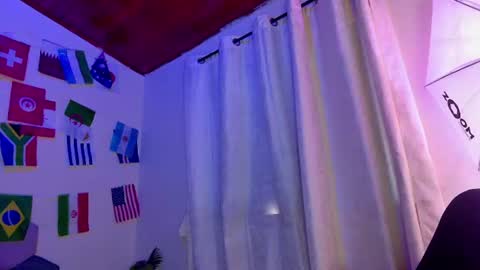 TORI AND MR. BEAR online show from 06/30/26, 07:15