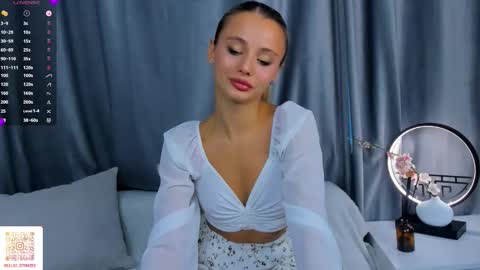 Willow online show from 11/28/25, 06:27