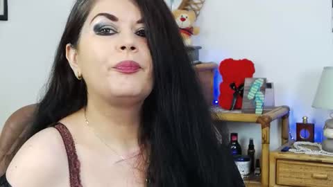 HellenMoon online show from 11/14/25, 08:46