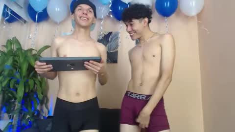 Snapshot of desiresofolympus_ chatting on 03/14/26, 07:25 desiresofolympus_ online show from 03/14/26, 07:25