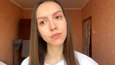 Snapshot of desirewingard chatting on 04/22/26, 02:36 Ksenia online show from 04/22/26, 02:36