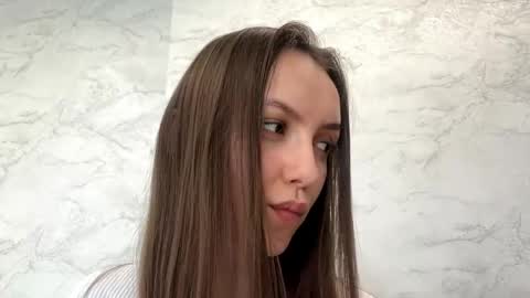 Snapshot of desirewingard chatting on 04/23/26, 09:30 Ksenia online show from 04/23/26, 09:30