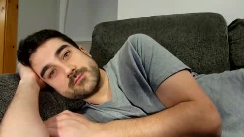 Snapshot of desmond4you chatting on 12/13/24, 01:26 Desmond4You online show from 12/13/24, 01:26