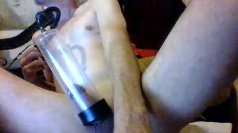 Snapshot of desnudo223 chatting on 09/20/25, 06:03 desnudo223 online show from 09/20/25, 06:03