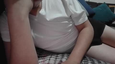 Snapshot of desogasuelta chatting on 02/16/26, 09:38 Demonofsex online show from 02/16/26, 09:38