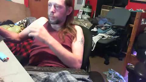 Snapshot of desolation2012 chatting on 09/27/25, 09:58 desolation2012 online show from 09/27/25, 09:58