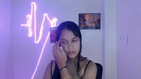 Snapshot of dess_morena chatting on 06/21/26, 09:56 Dess online show from 06/21/26, 09:56