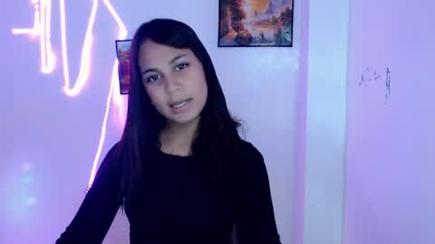 Snapshot of dess_morena chatting on 07/04/26, 08:53 Dess online show from 07/04/26, 08:53