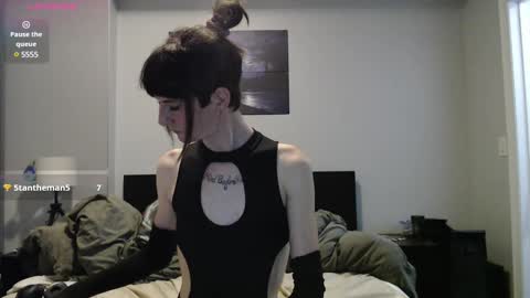 Snapshot of dessamaii chatting on 01/28/25, 01:29 DessaMaii online show from 01/28/25, 01:29