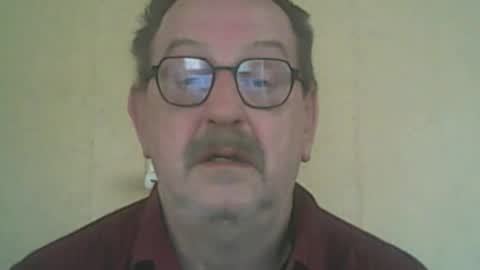 Snapshot of destelp chatting on 04/19/26, 09:52 destelp online show from 04/19/26, 09:52