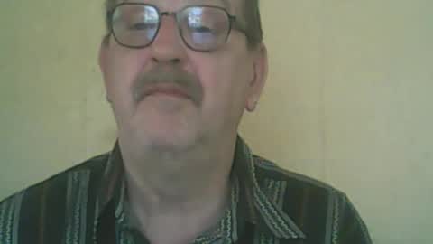 Snapshot of destelp chatting on 05/31/26, 08:54 destelp online show from 05/31/26, 08:54