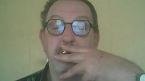 Snapshot of destelp chatting on 06/06/26, 12:54 destelp online show from 06/06/26, 12:54
