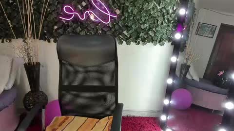 Destiny online show from 09/18/25, 12:07