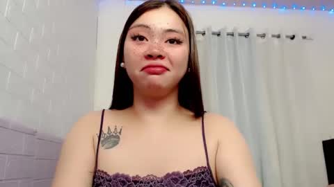 Snapshot of destinyroxie chatting on 01/20/25, 12:39 ROXIE  online show from 01/20/25, 12:39