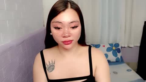 Snapshot of destinyroxie chatting on 01/21/25, 01:54 ROXIE  online show from 01/21/25, 01:54