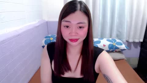 Snapshot of destinyroxie chatting on 03/09/25, 05:44 ROXIE  online show from 03/09/25, 05:44