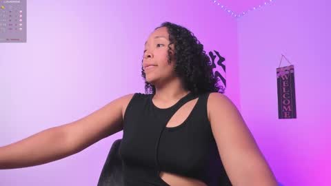 Snapshot of desty_y chatting on 11/09/25, 05:44 desty_y online show from 11/09/25, 05:44