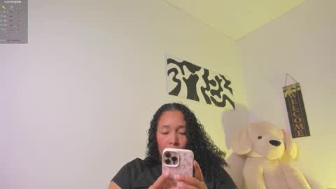 Snapshot of desty_y chatting on 02/04/26, 02:17 desty_y online show from 02/04/26, 02:17