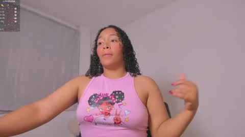 desty_y online show from 06/19/26, 02:38