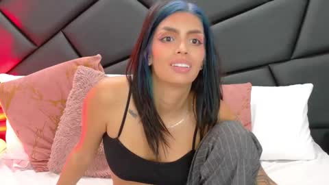 DEUX online show from 03/12/26, 09:48