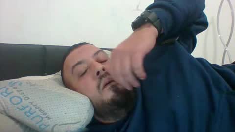 Snapshot of devil_angel66 chatting on 10/14/25, 04:52 devil_angel66 online show from 10/14/25, 04:52