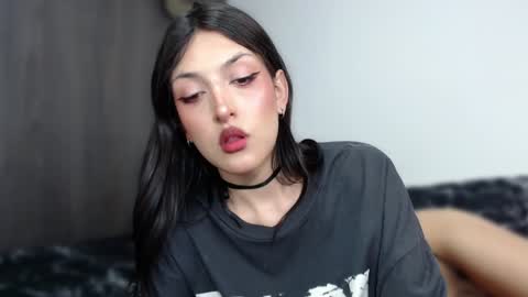 Angel Boo and Adrian online show from 01/04/25, 06:51