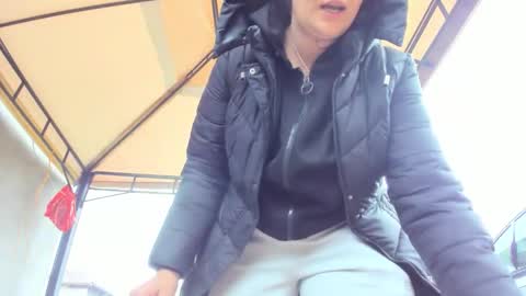 Anna online show from 10/02/25, 08:21