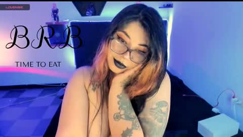 Snapshot of devilfox29 chatting on 03/17/26, 02:09 L I NA online show from 03/17/26, 02:09