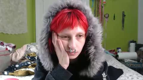 Snapshot of devilg1rl chatting on 03/01/26, 07:38 poutyangel online show from 03/01/26, 07:38