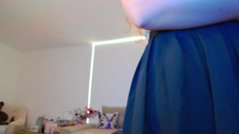 AlexaMills online show from 07/22/26, 05:49