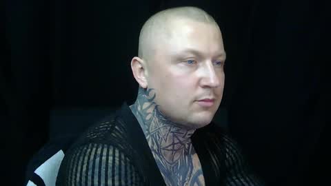 Snapshot of devilwithtats chatting on 04/15/26, 08:54 Lucian online show from 04/15/26, 08:54