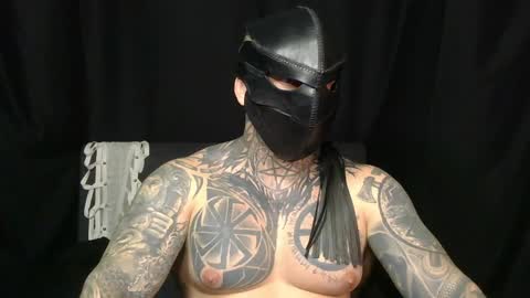Snapshot of devilwithtats chatting on 05/11/26, 02:45 Lucian online show from 05/11/26, 02:45