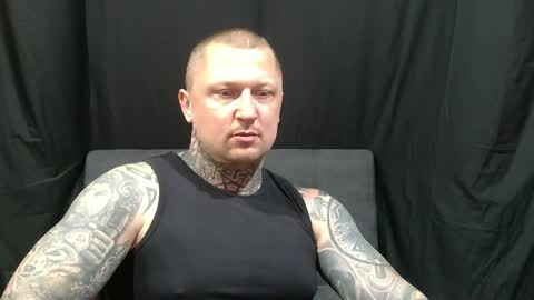 Snapshot of devilwithtats chatting on 06/06/26, 09:36 Lucian online show from 06/06/26, 09:36