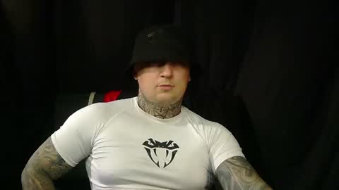 Snapshot of devilwithtats chatting on 07/23/26, 01:20 Lucian online show from 07/23/26, 01:20