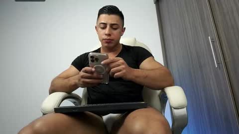 Devin Hunter online show from 01/18/26, 11:52