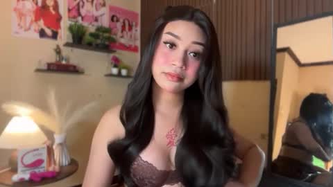 Snapshot of devine_goddessx chatting on 03/09/26, 10:30 Devine Greyson online show from 03/09/26, 10:30