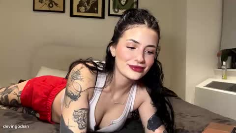 Snapshot of devingodsin chatting on 01/19/26, 12:58 Devin online show from 01/19/26, 12:58