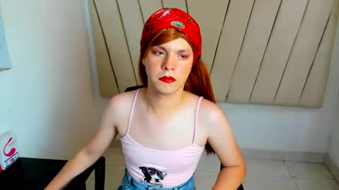 Snapshot of devon_dice chatting on 12/21/24, 06:34 Alex online show from 12/21/24, 06:34