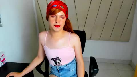 Snapshot of devon_dice chatting on 12/21/24, 10:40 Alex online show from 12/21/24, 10:40