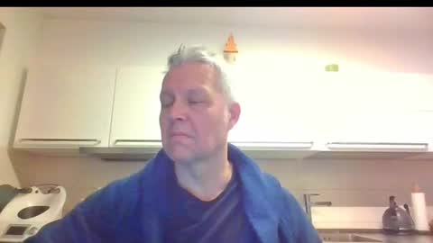 Devon online show from 12/25/24, 12:59