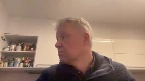 Devon online show from 12/01/25, 03:17