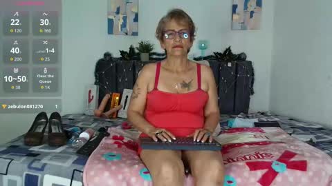 Snapshot of devora_mature65 chatting on 12/01/25, 06:46 Devora online show from 12/01/25, 06:46