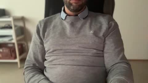 Snapshot of devswiss chatting on 02/03/26, 01:49 DevSwiss online show from 02/03/26, 01:49