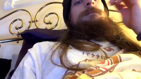 Snapshot of deweydreams chatting on 01/10/26, 09:30 deweydreams online show from 01/10/26, 09:30