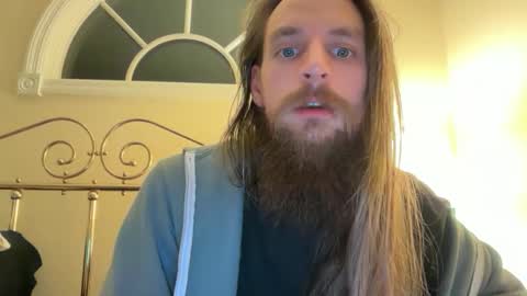 Snapshot of deweydreams chatting on 02/04/26, 12:38 deweydreams online show from 02/04/26, 12:38