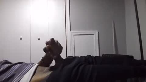 Snapshot of deyhfd chatting on 09/17/25, 06:31 deyhfd online show from 09/17/25, 06:31