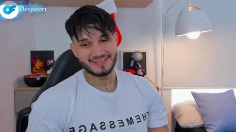 JULIAN online show from 12/31/24, 05:07